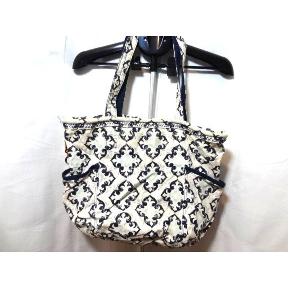 Thirty one Retro Metro Tote Bag Side Pockets Retro Metro Stronger Than You Know